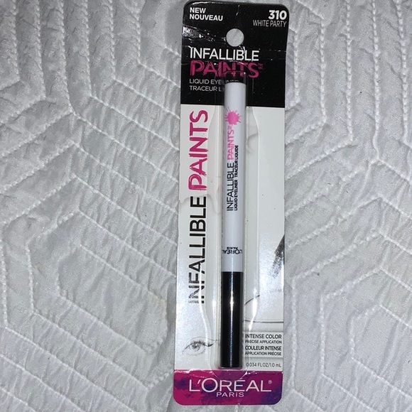 White eyeliner